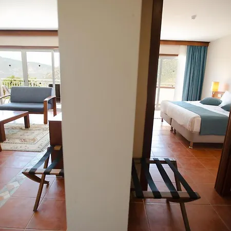 Happy Hotel 3*
