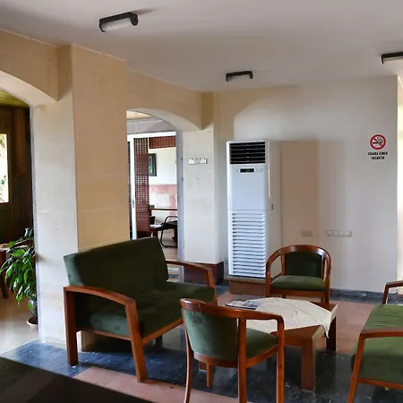Hotel Happy
